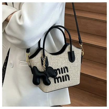 2025 New Designers' Bags - Popular Knitted Bags for Ladies, Casual and Versatile Beach Carry-Along Handbags and Tote Bags